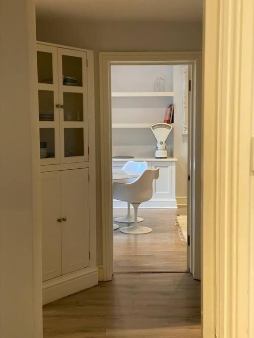 Apartament Beautiful 2 Bed/ 2 Bath Notting Hill Garden Flat Londyn Zewnętrze zdjęcie