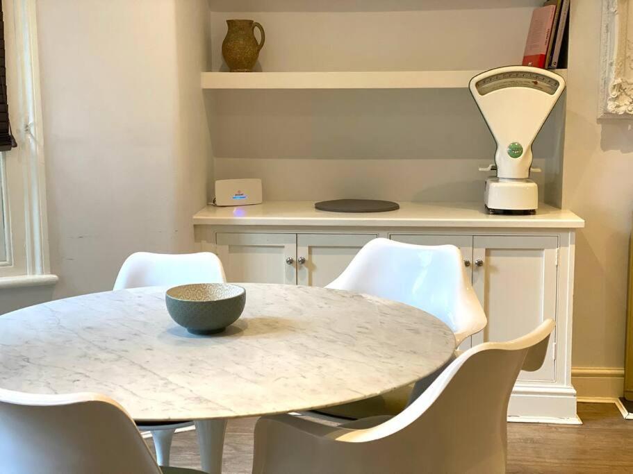 Apartament Beautiful 2 Bed/ 2 Bath Notting Hill Garden Flat Londyn Zewnętrze zdjęcie